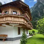 Floite - - Ginzling Appartement *