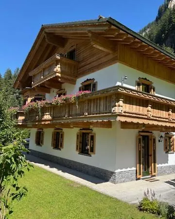 Floite - - Ginzling Apartament
